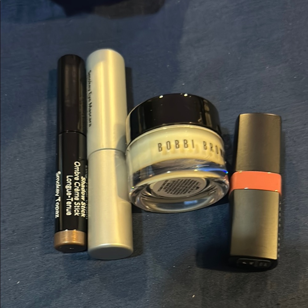 Bobbi Brown Full Face Set in Black Packaging